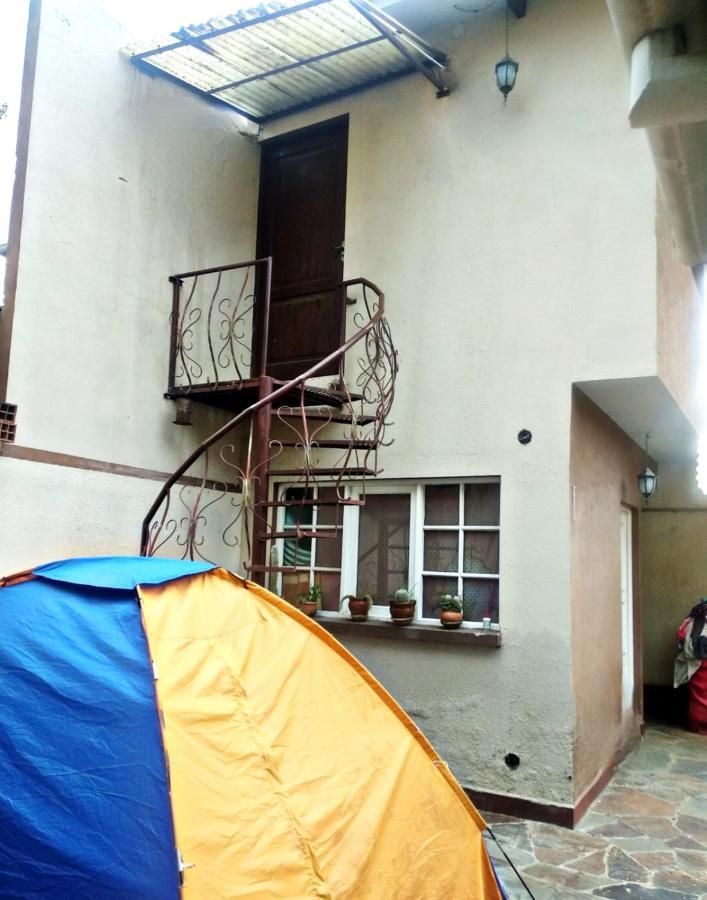 Bed and breakfast Residencial Moroni - Alojamiento En Cochabamba Extérieur photo